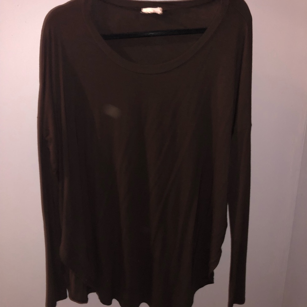 Brown long sleeve tee